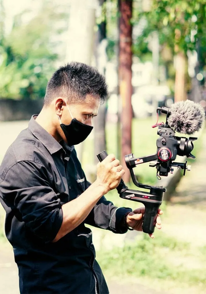 Azis Foto Kreweng: Jasa Fotografi yang Membuat Kenangan Cilacap Terasa Nyata